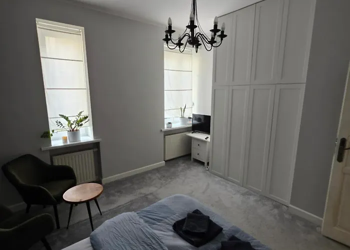 Apt4b 45m2 Center Polwiejska 1st Floor Garage Free *