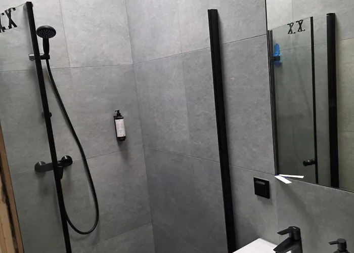 Apt4b 45m2 Center Polwiejska 1st Floor Garage Free Appartement Poznań