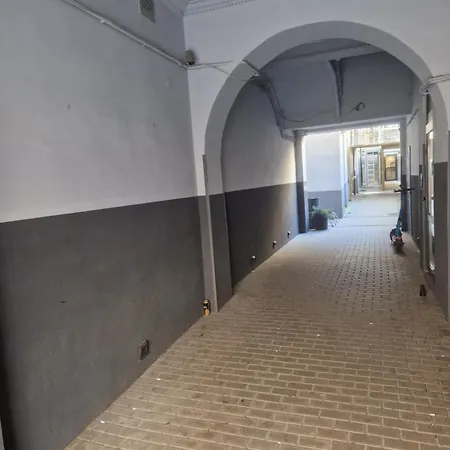 4b 45m2 Center Polwiejska 1st Floor *